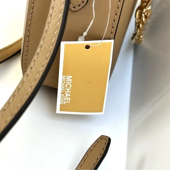 🌸NWT Michael Kors Jet Set Large Camel Crossbody With Chain - Picture 13 of 13